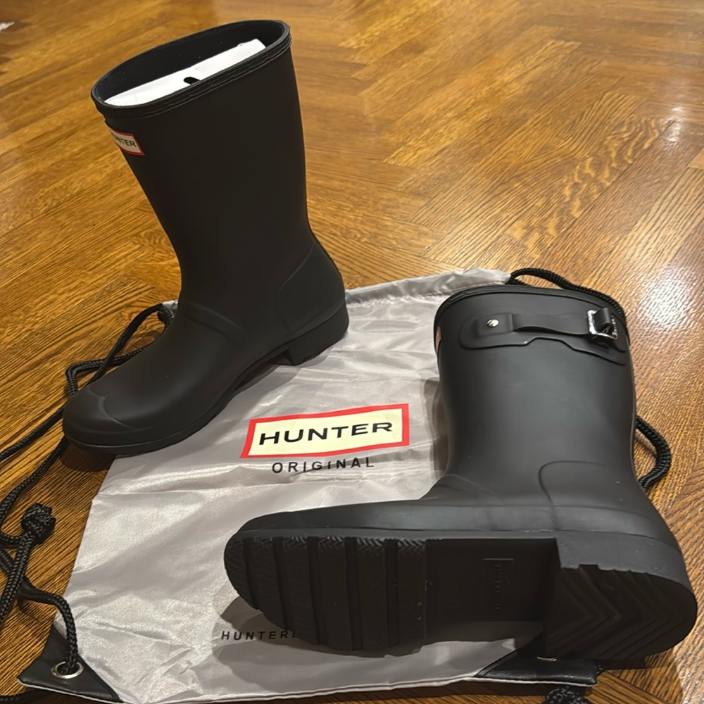 NIB HUNTER original tour SHORT rain boots size 10